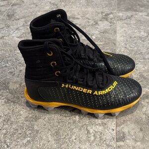 Under Armour Kids Black and Gold Sneakers